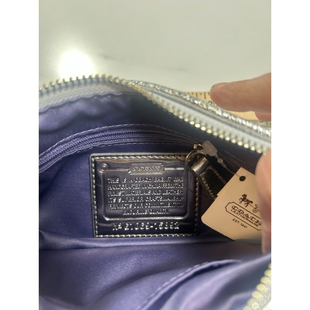 Coach Storypatch Limited Edition Silver Bag New With Tags - Picture 8 of 9